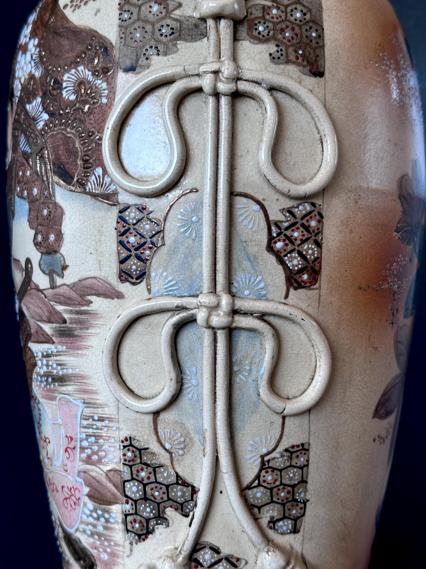 Antique Japanese Satsuma-Style Samurai Vase Lamp – Hand-Painted, Moriage Detailing