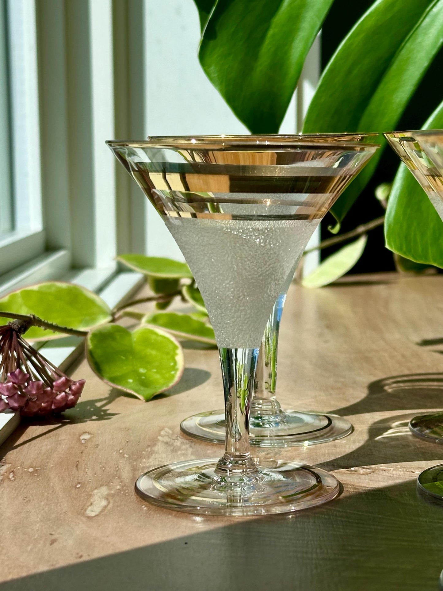 Vintage Art Deco Martini Glasses | Set of 6 | Frosted & Gold Band