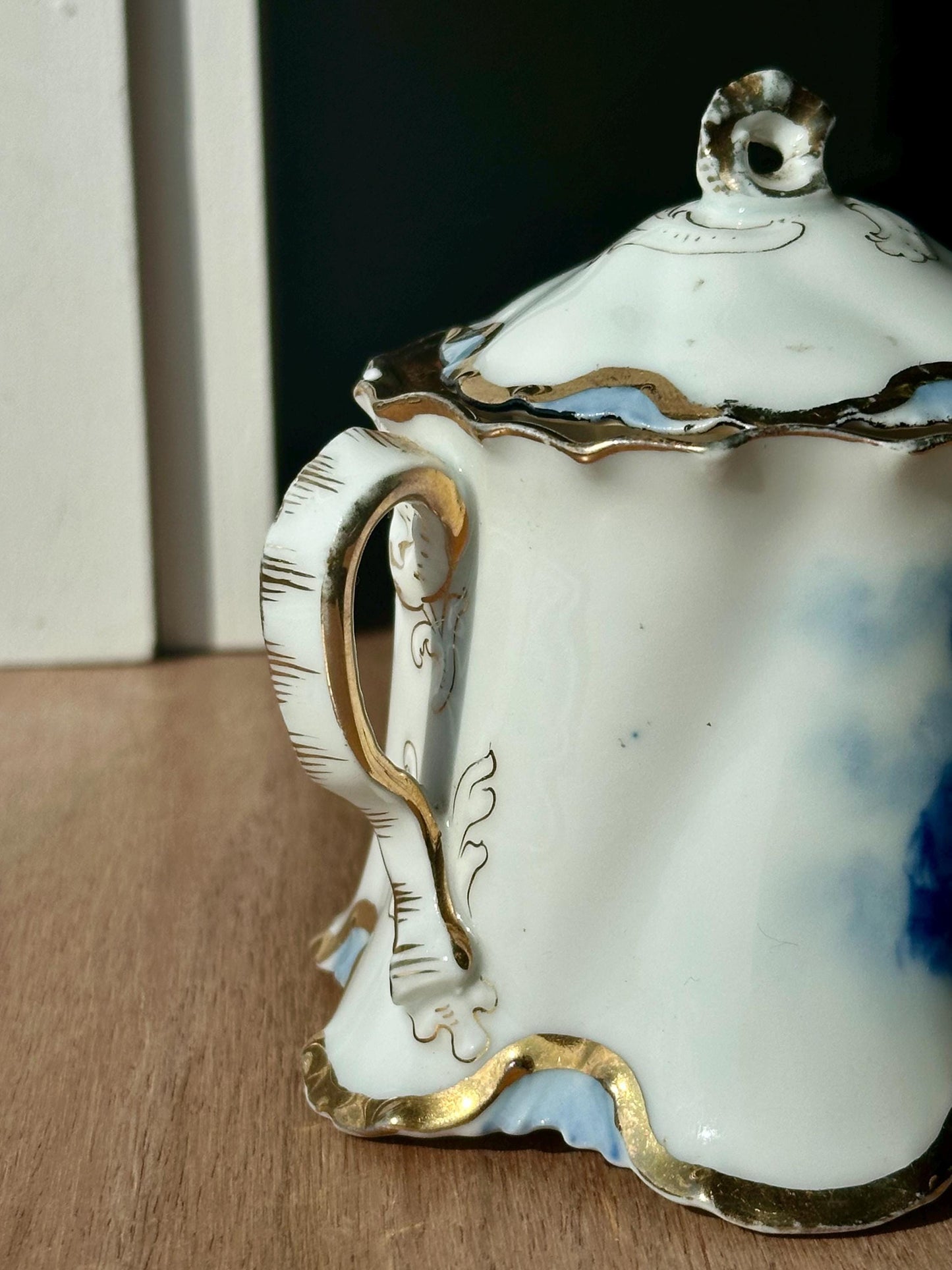 Antique R.C. Versailles Portrait Sugar Bowl – Hand-Painted Gold Trim, Double Handle, Made in Germany