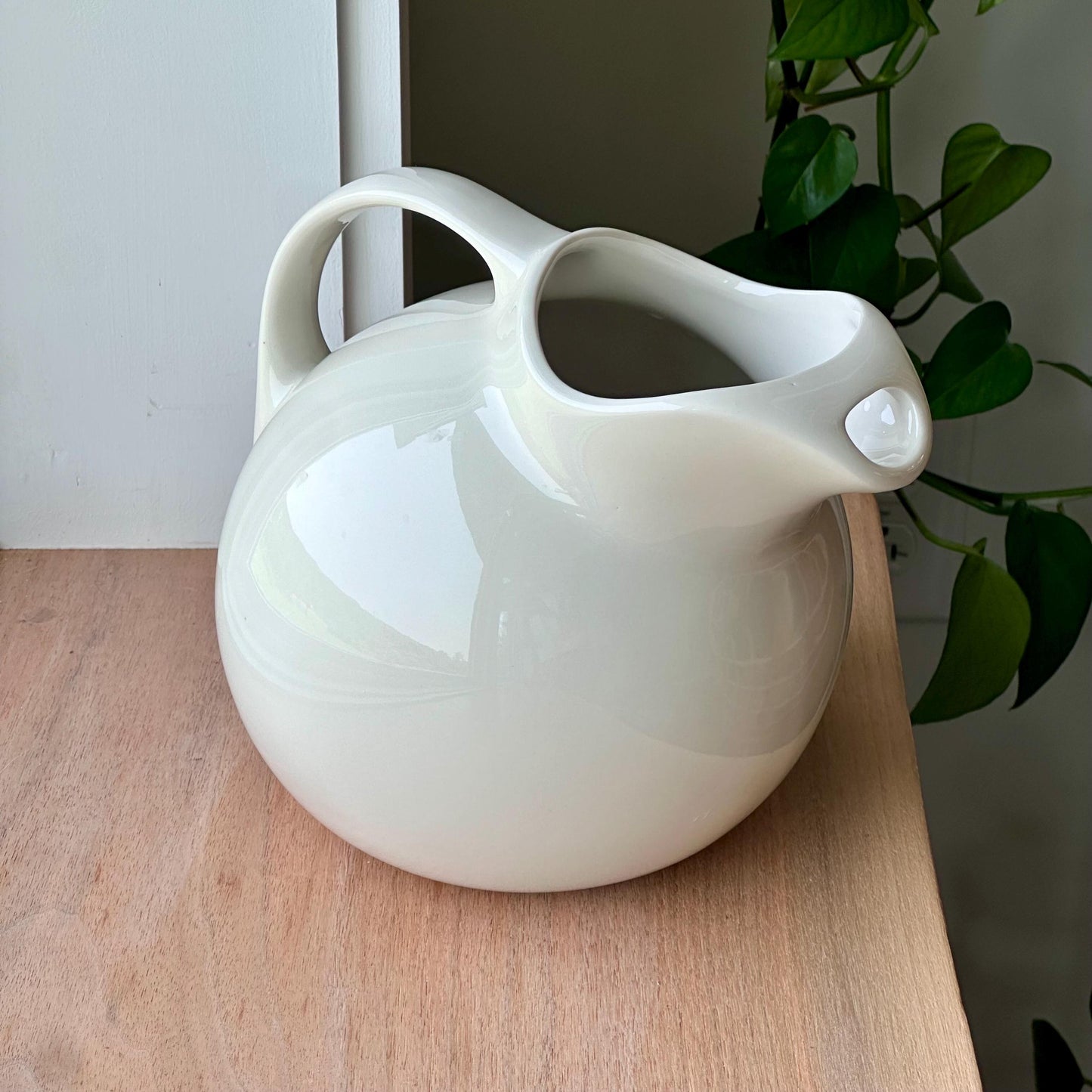 Vintage Hall China Ball Jug Pitcher – Ivory White Mid-Century Modern #633