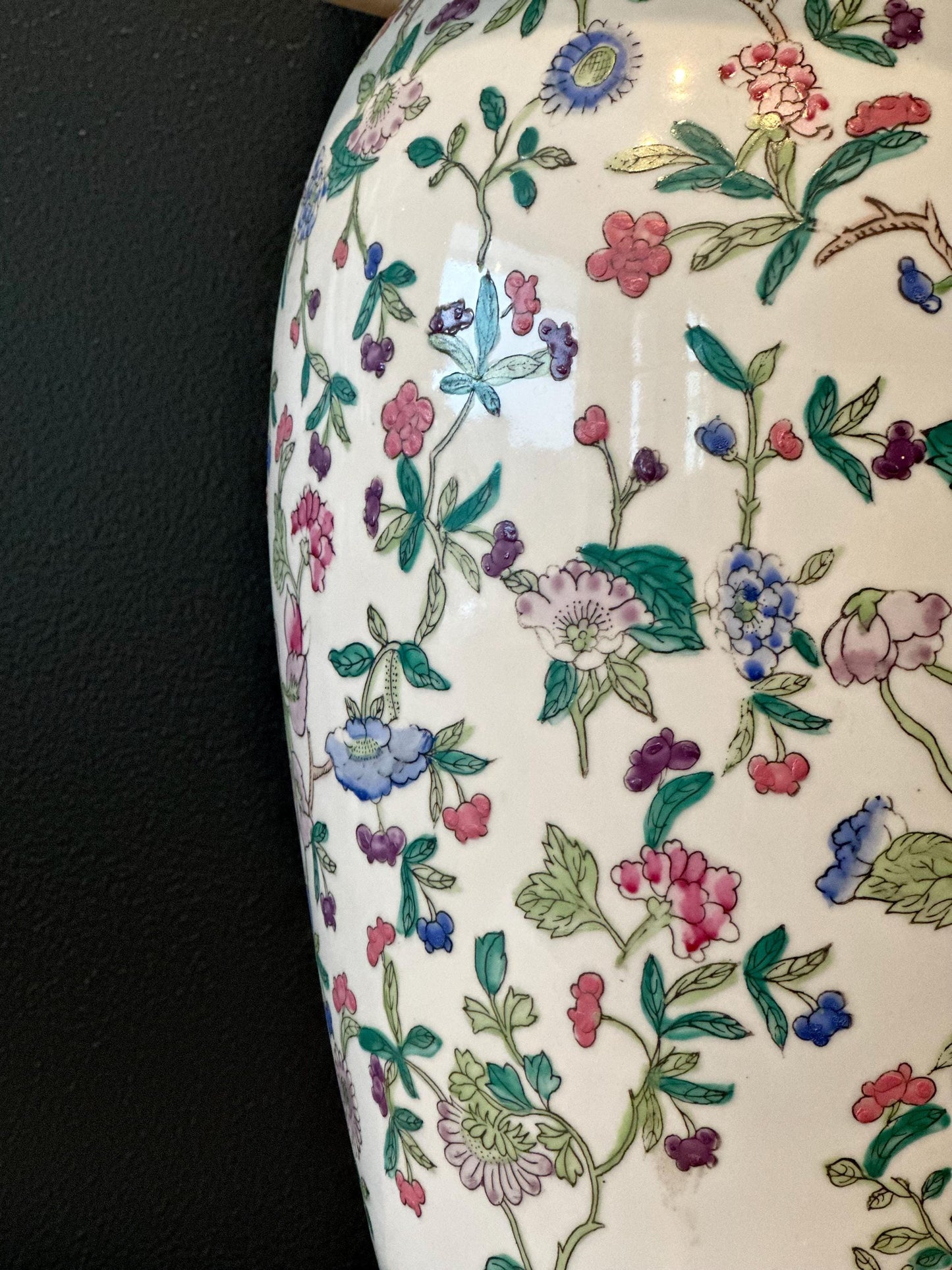 Mid-Century Famille Rose Style Chinoiserie Porcelain Lamp