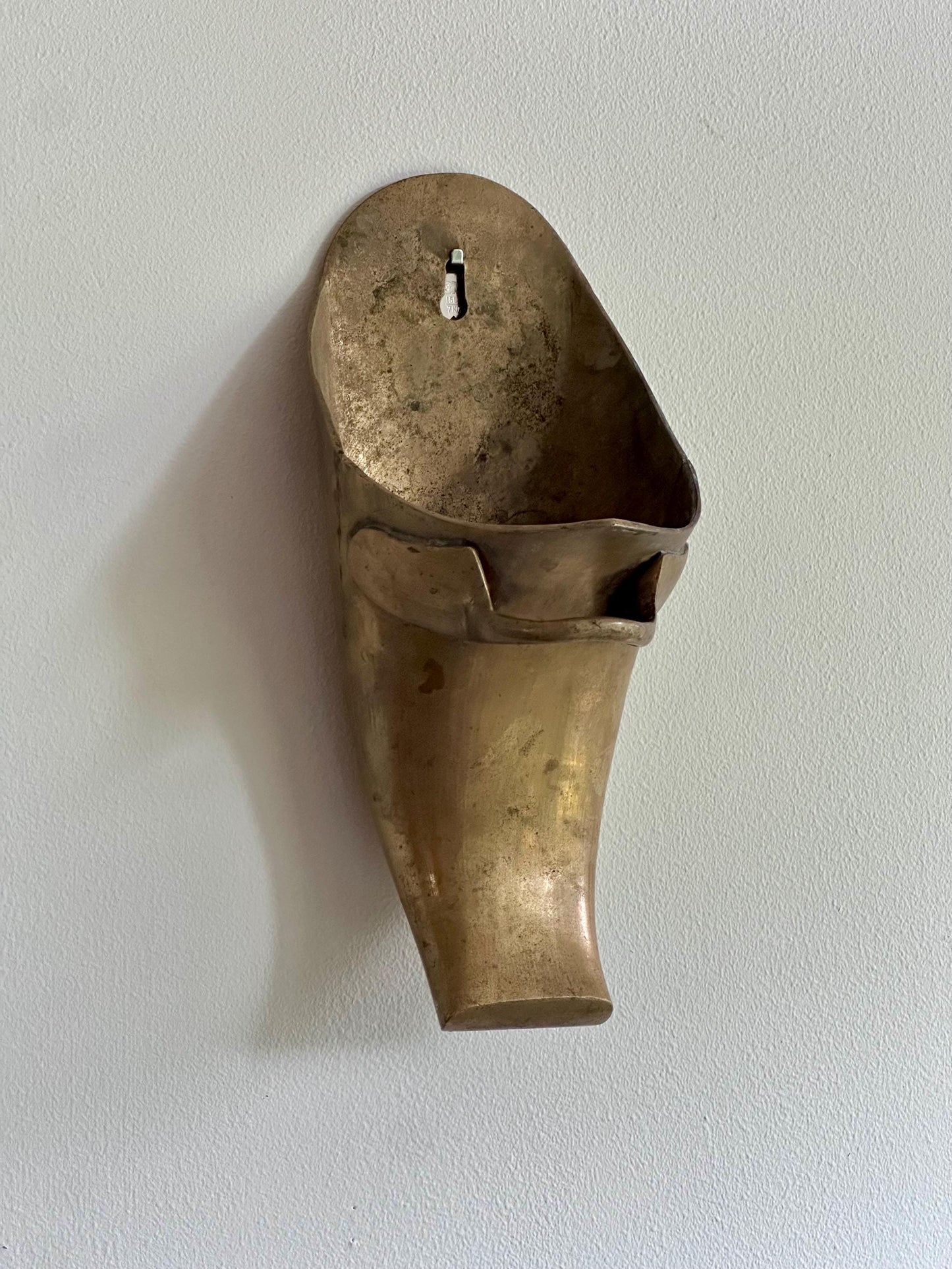Antique Brass Conquistador Stirrup Wall Pocket – Sleek Polished Finish