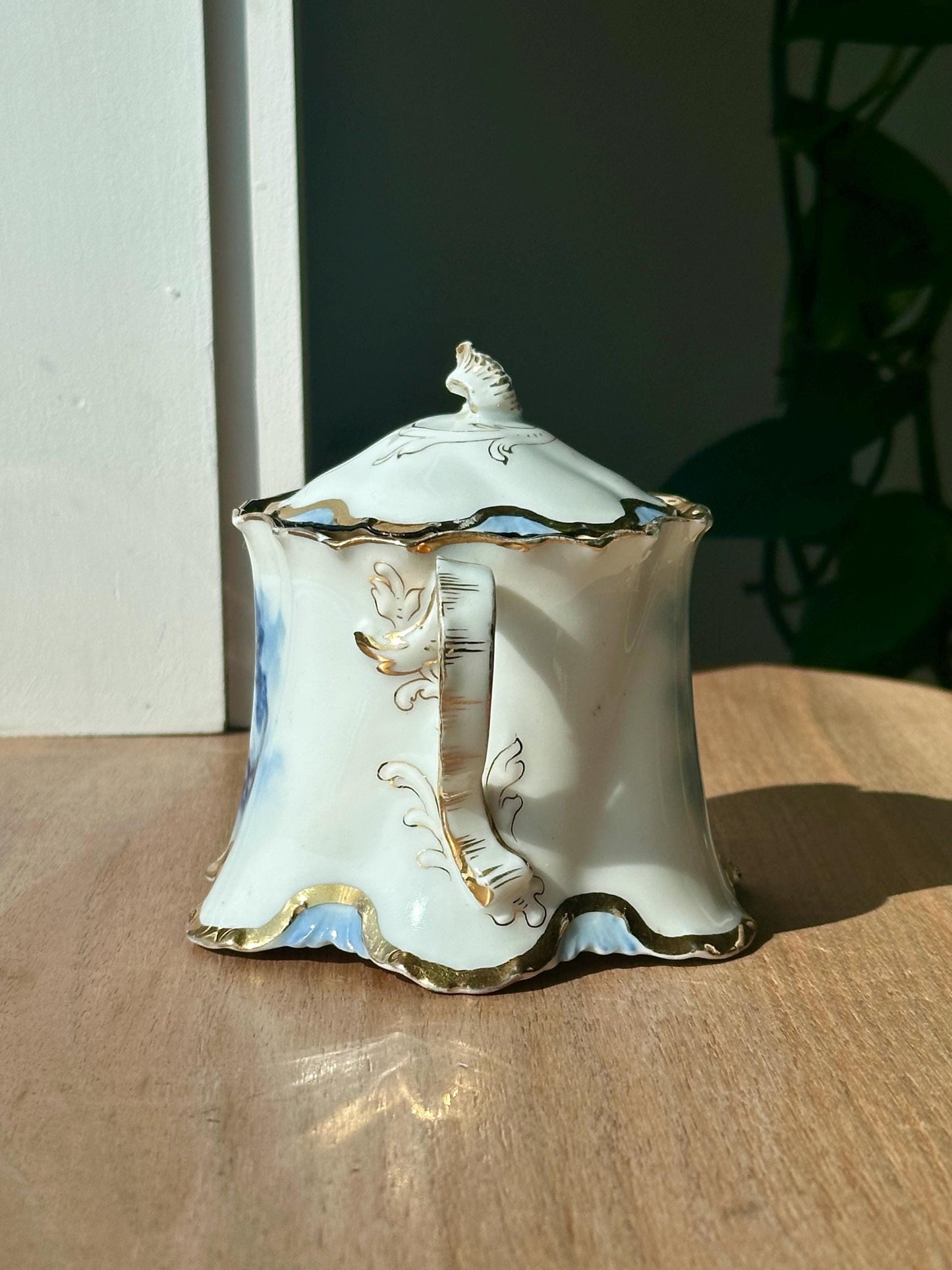 Antique R.C. Versailles Portrait Sugar Bowl – Hand-Painted Gold Trim, Double Handle, Made in Germany