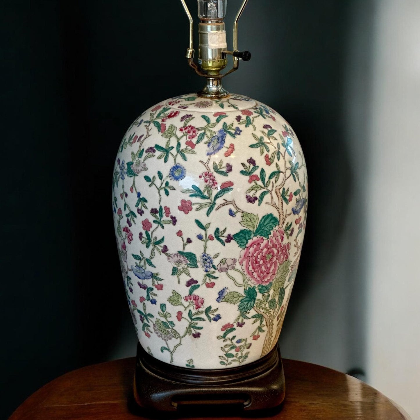 Mid-Century Famille Rose Style Chinoiserie Porcelain Lamp