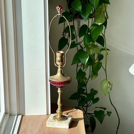 Vintage Brass Table Lamp with Ruby Glass Accent & Marble Base – vintage antique home decor from Mid Hudson Vintage
