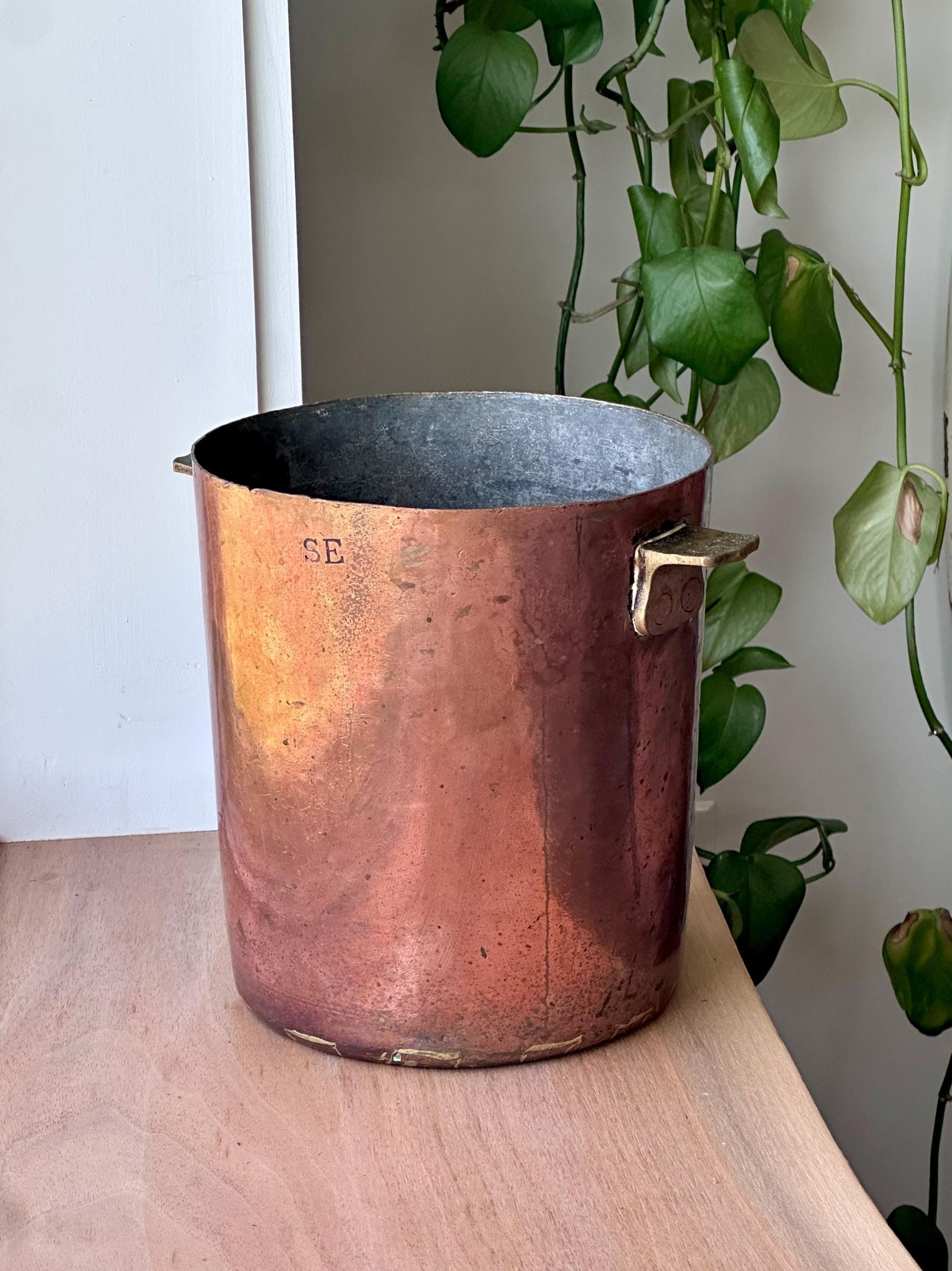 antique copper pot early 20th century industrial cauldron by mutual mfg co nyc – vintage antique home decor from Mid Hudson Vintage