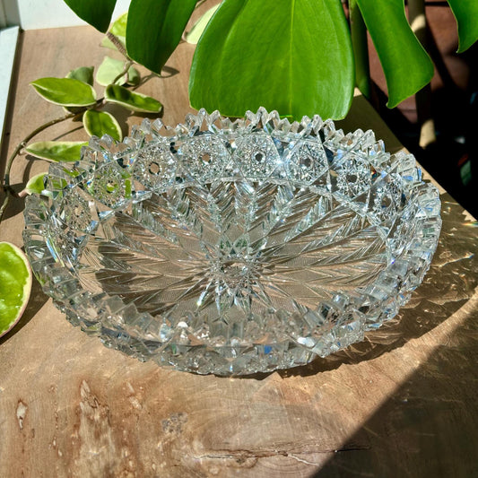 Antique American Brilliant Cut Glass Bowl – Sawtooth Rim & Starburst Pattern – ABP Crystal