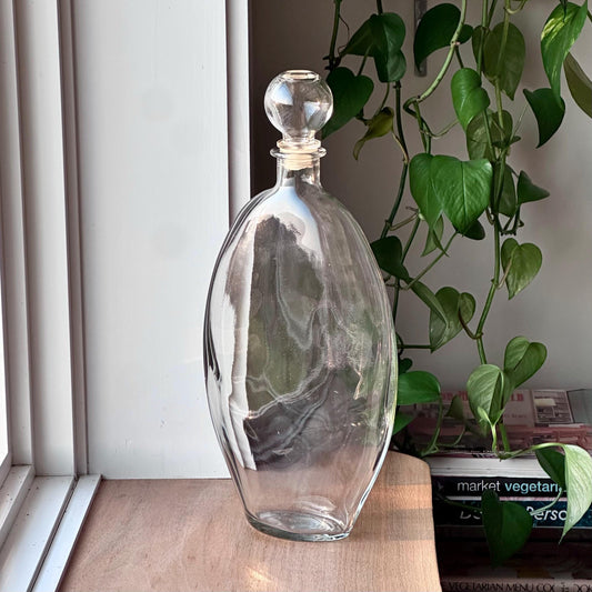 Vintage Clear Glass Bottle Decanter with Round Stopper – 750ml