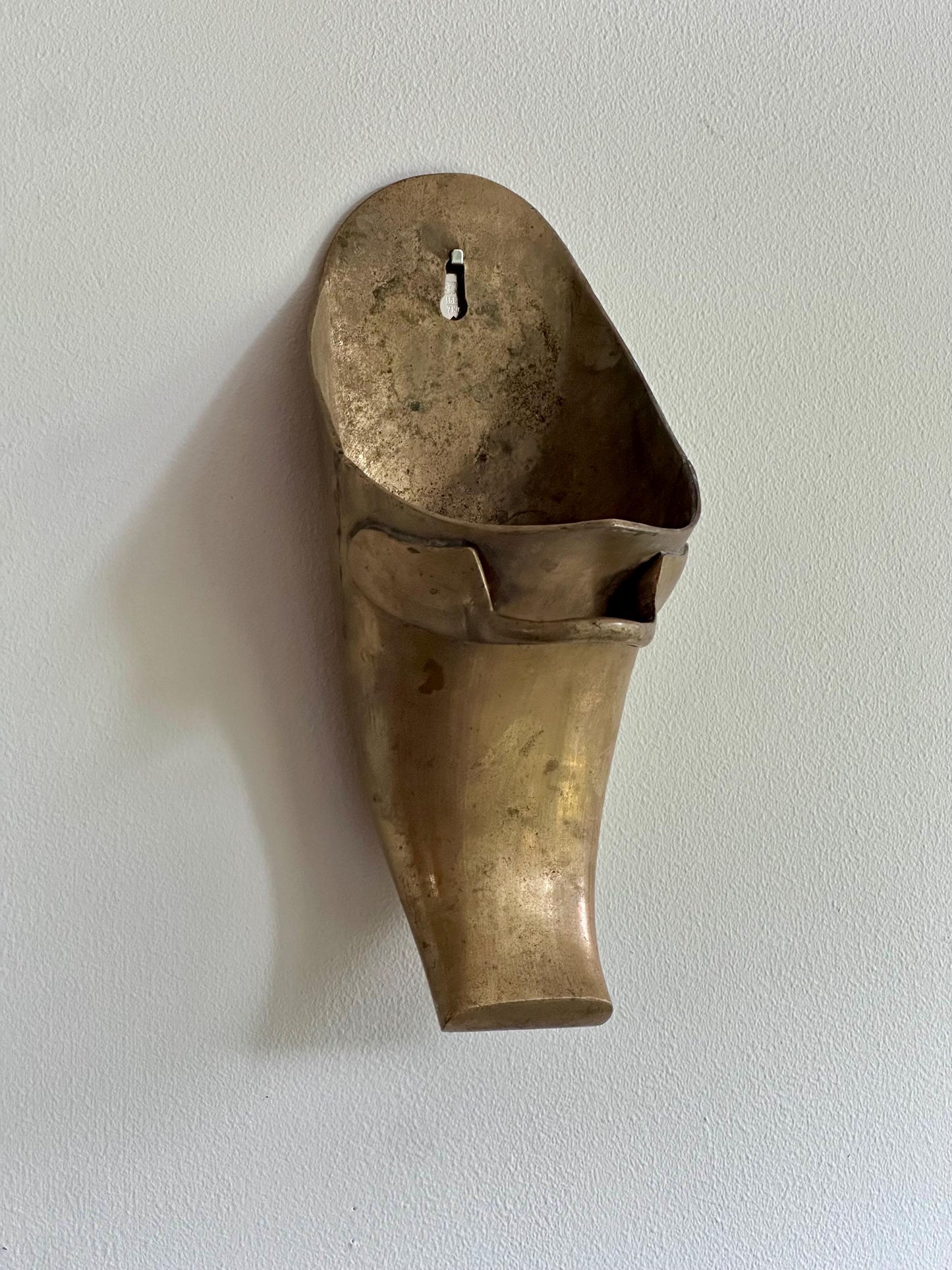Antique Brass Conquistador Stirrup Wall Pocket – Sleek Polished Finish